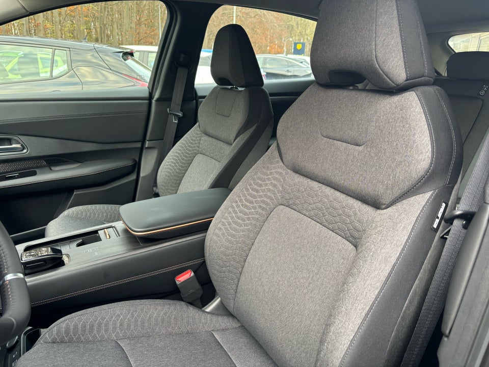 Nissan Ariya 63 Engage 5d