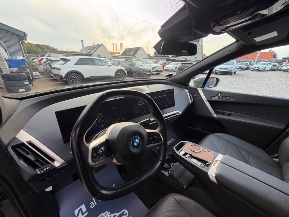 BMW iX xDrive40 Fully Charged 5d