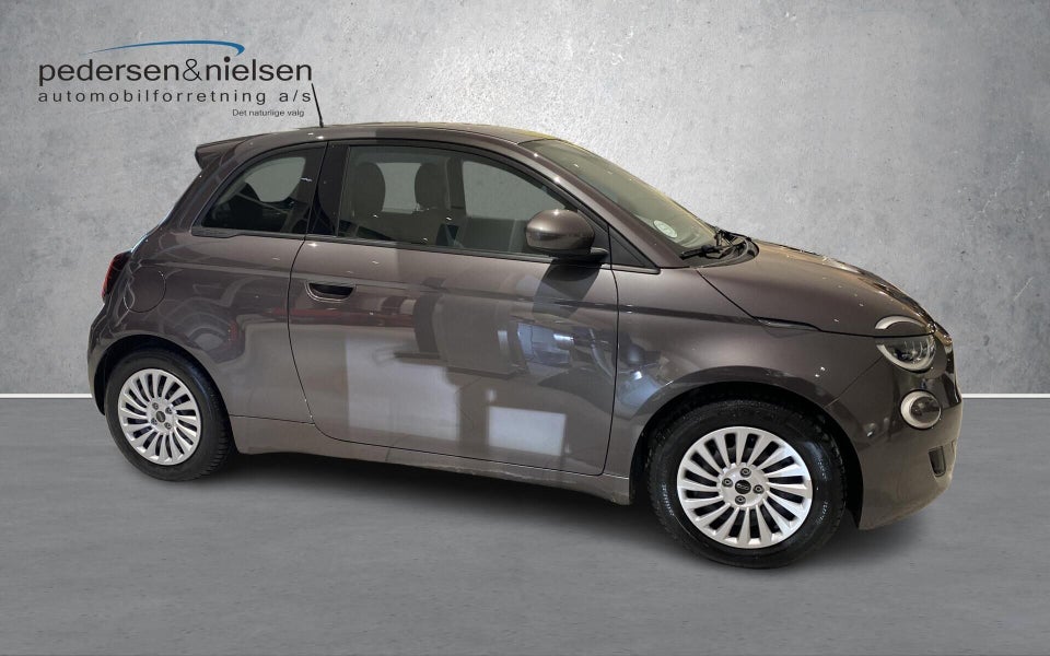 Fiat 500e 42 Icon 3d