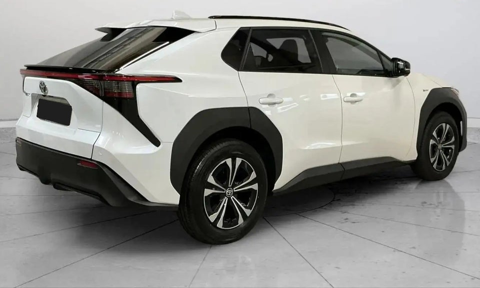 Toyota bZ4X 73 Active 5d