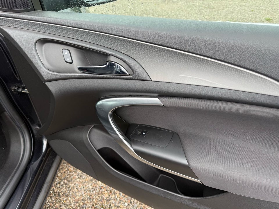 Opel Insignia 1,4 T 140 Edition Sports Tourer eco 5d