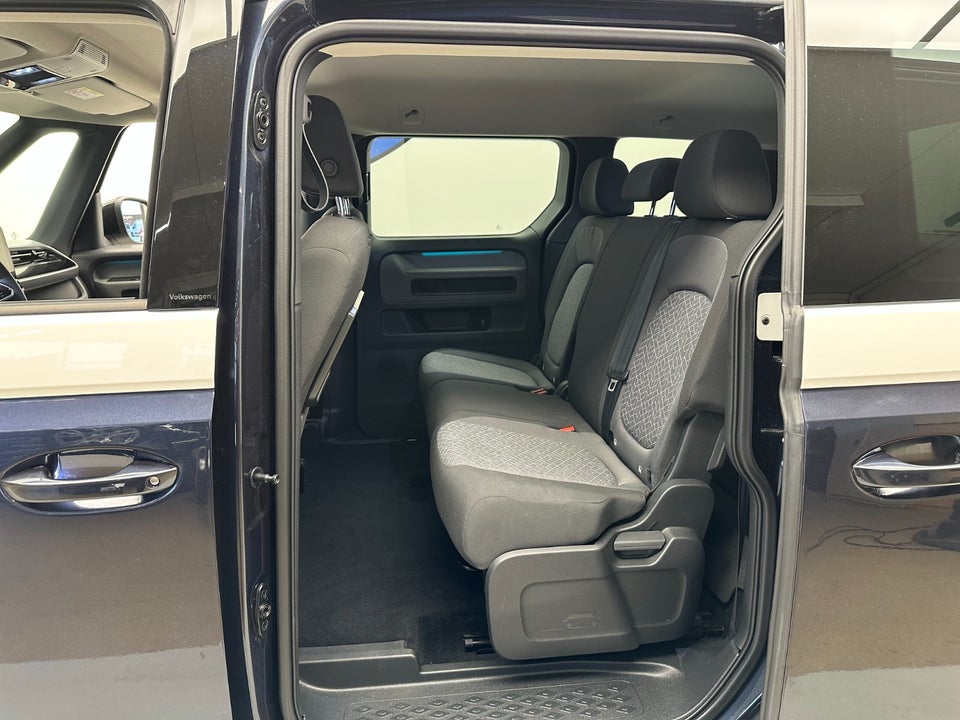 VW ID.Buzz 77 Pro SWB 5d