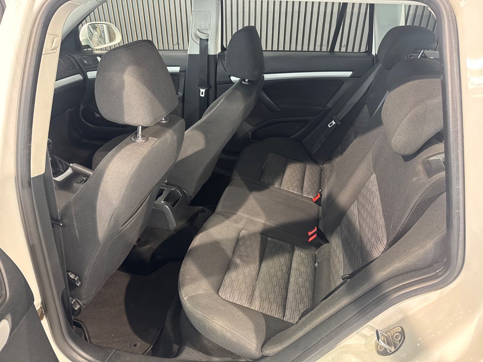 Skoda Octavia 1,6 TDi 105 Ambiente Combi GreenLine 5d