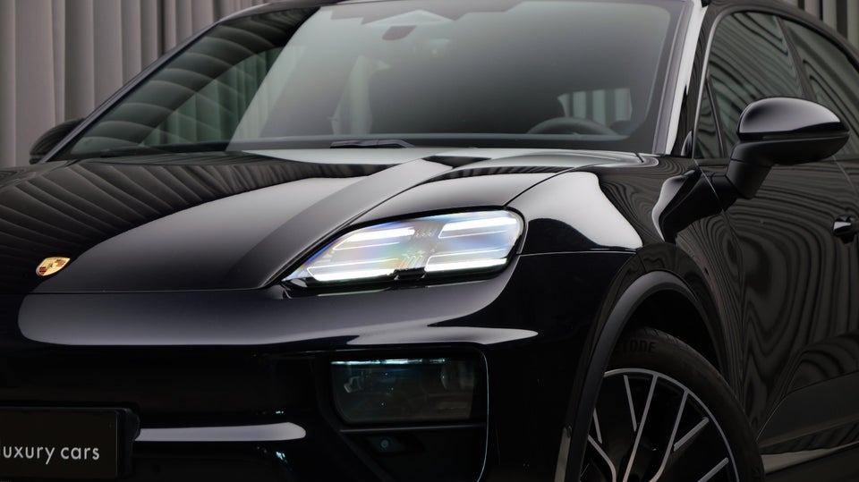Porsche Macan 4 5d