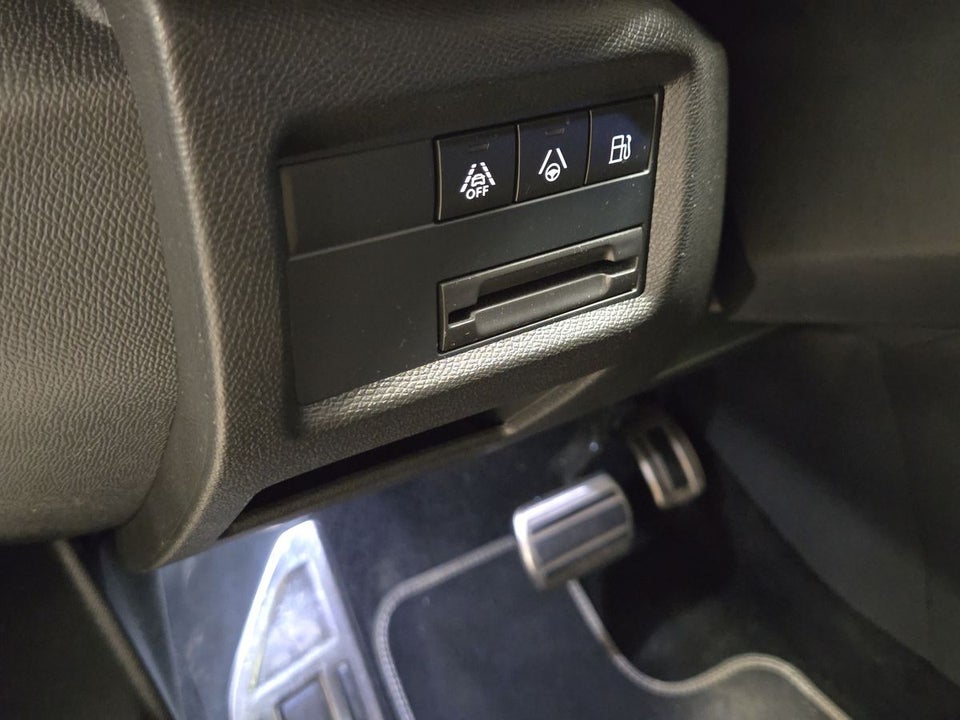 Citroën C5 Aircross 1,6 Hybrid Shine Sport EAT8 5d