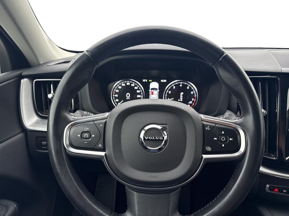 Volvo XC60 2,0 T4 190 Momentum aut. 5d