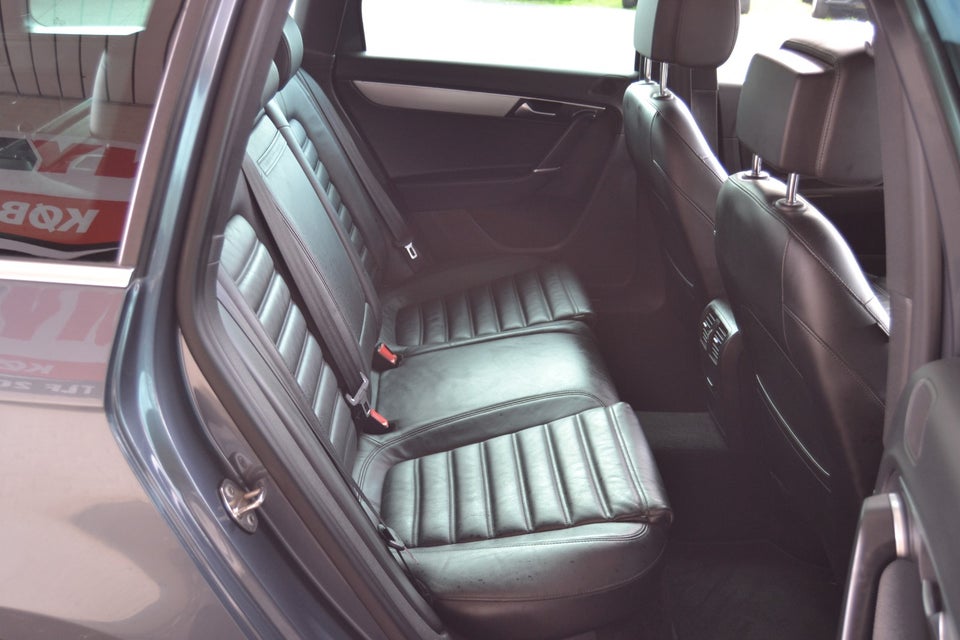 VW Passat 2,0 TDi 140 Highline Variant DSG BMT 5d
