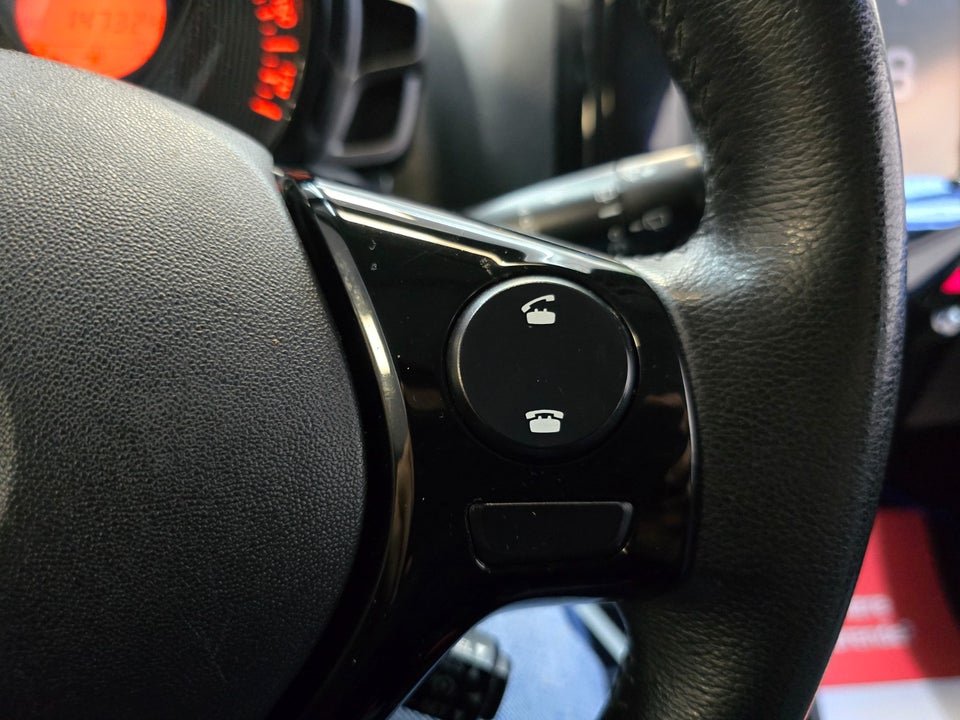 Toyota Aygo 1,0 VVT-i x-cite 5d