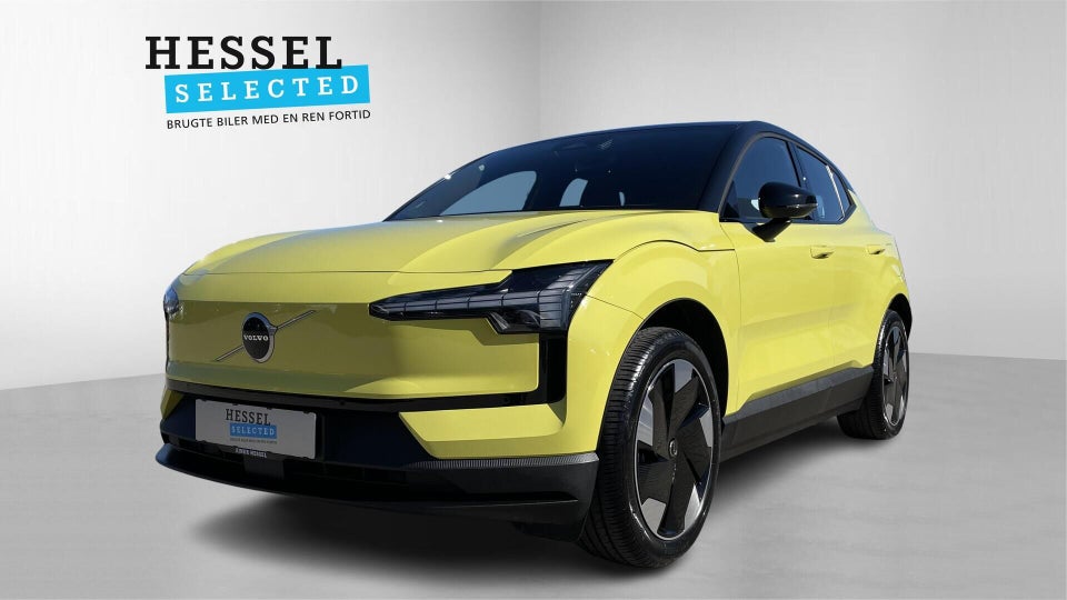 Volvo EX30 Extended Range Plus 5d