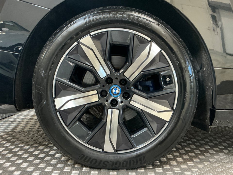 BMW iX xDrive50 Supercharged 5d