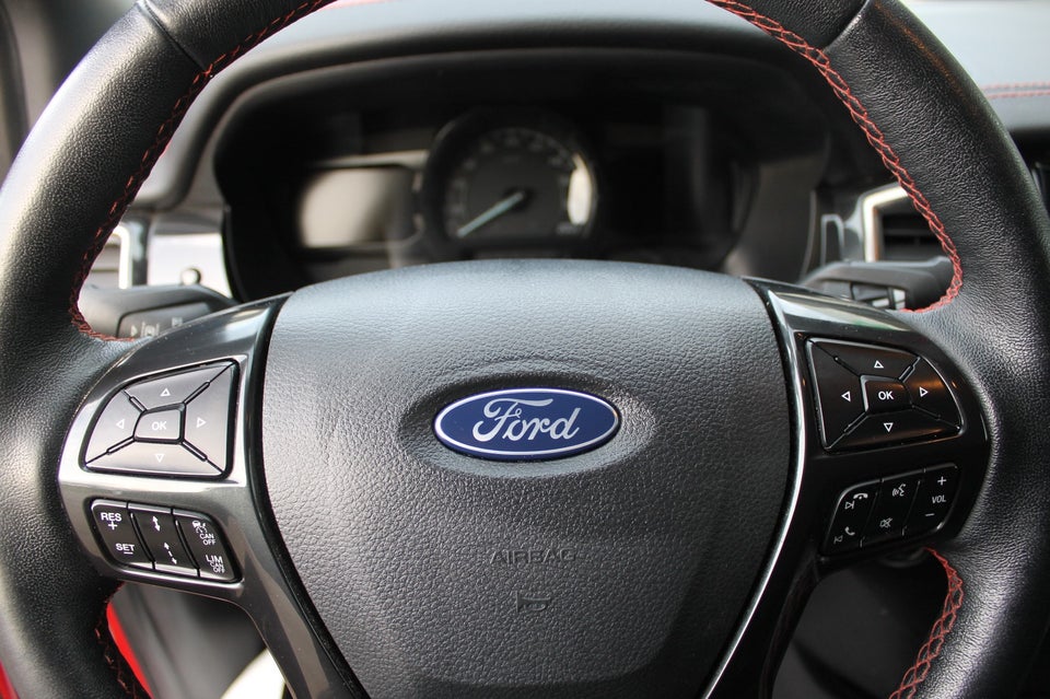 Ford Ranger 2,0 EcoBlue Stormtrak Db.Kab aut. 4d