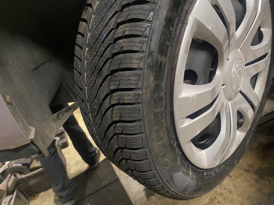 Skoda Fabia 1,4 16V 75 Ambiente Combi 5d