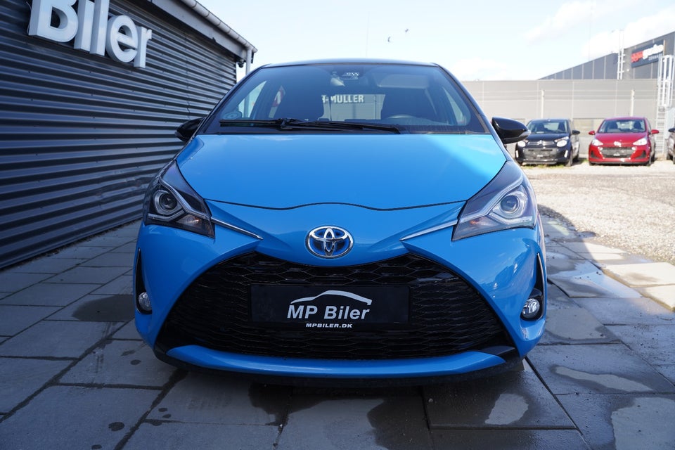 Toyota Yaris 1,5 Hybrid H3 Limited e-CVT 5d