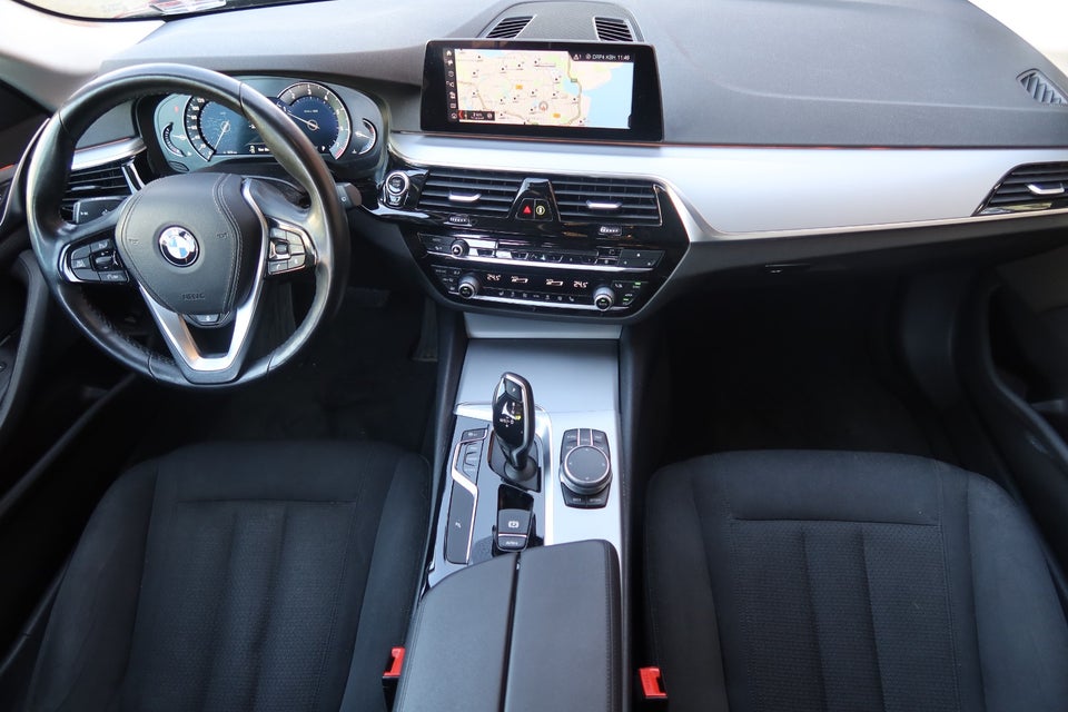 BMW 530i 2,0 Touring Connected aut. 5d