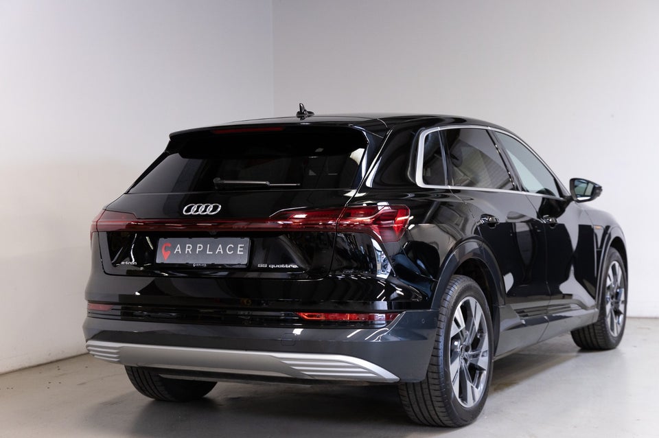 Audi e-tron 55 S-line quattro 5d