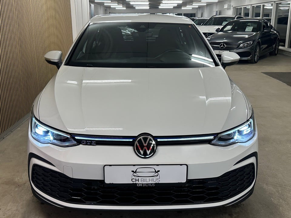 VW Golf VIII 1,4 GTE DSG 5d