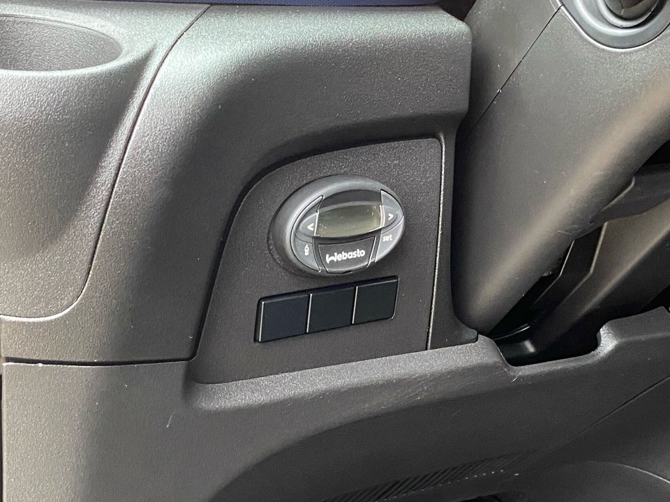 Iveco Daily 3,0 35S18 4100mm Lad AG8 2d