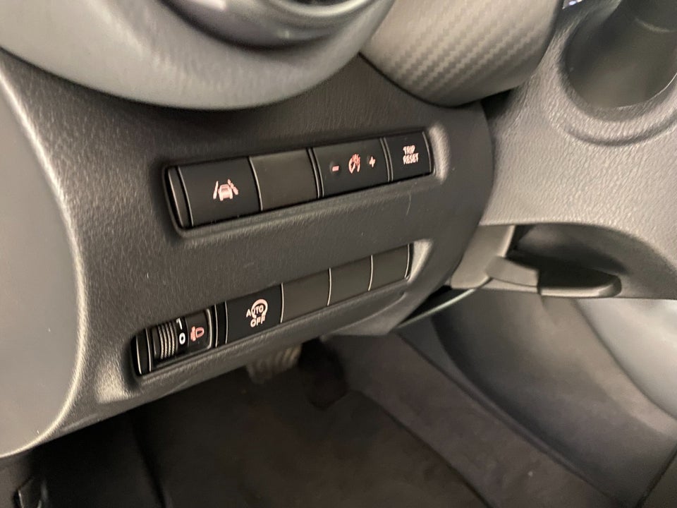 Nissan Juke 1,0 Dig-T 114 N-Connecta DCT 5d