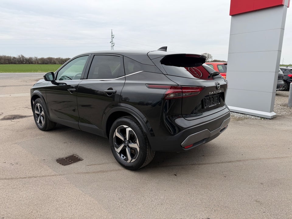 Nissan Qashqai 1,3 mHEV N-Connecta 5d