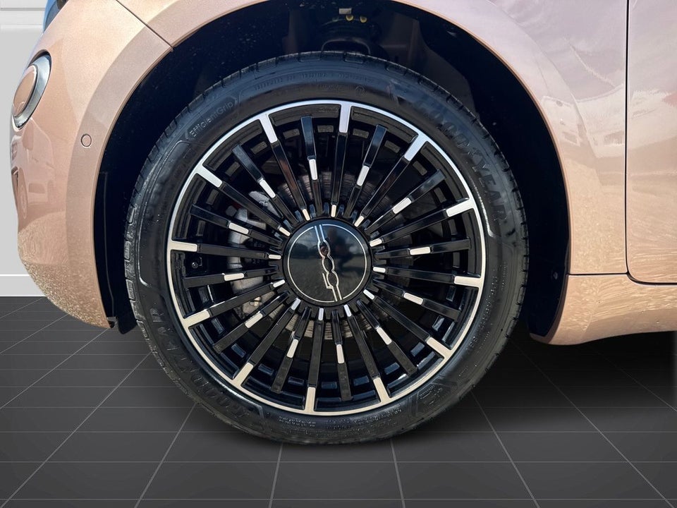 Fiat 500e 42 la Prima 3d