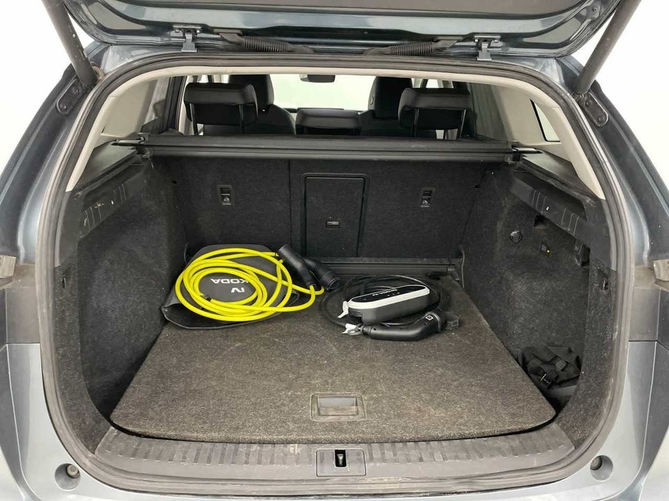 Skoda Enyaq 80 iV Plus Suite 5d