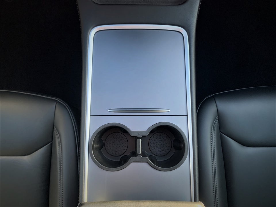 Tesla Model Y Long Range RWD 5d