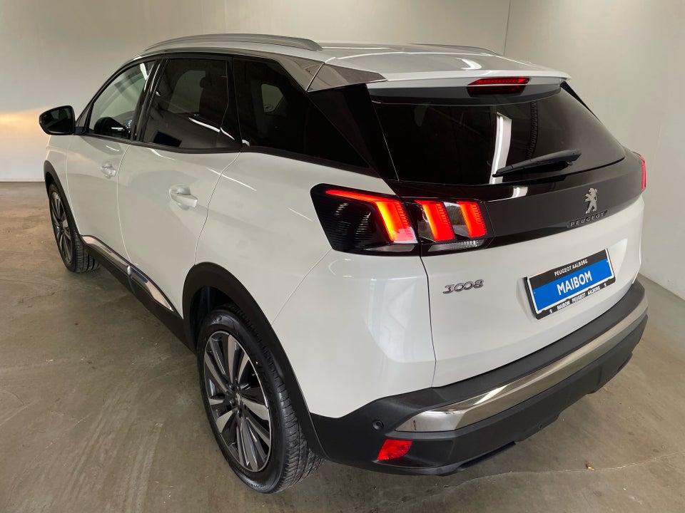 Peugeot 3008 1,5 BlueHDi 130 Selection Pack EAT8 5d