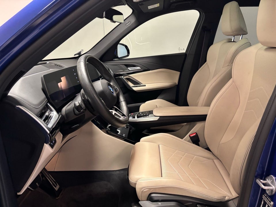 BMW iX1 xDrive30 M-Sport 5d