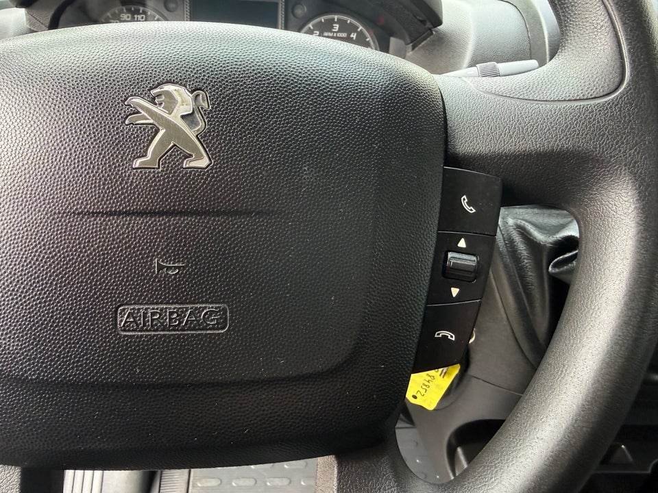 Peugeot Boxer 335 2,2 BlueHDi 140 L3 Alukasse m/lift