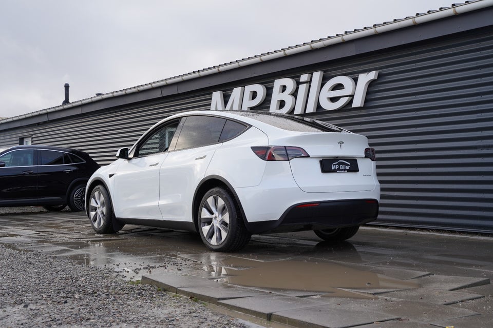 Tesla Model Y Long Range AWD 5d