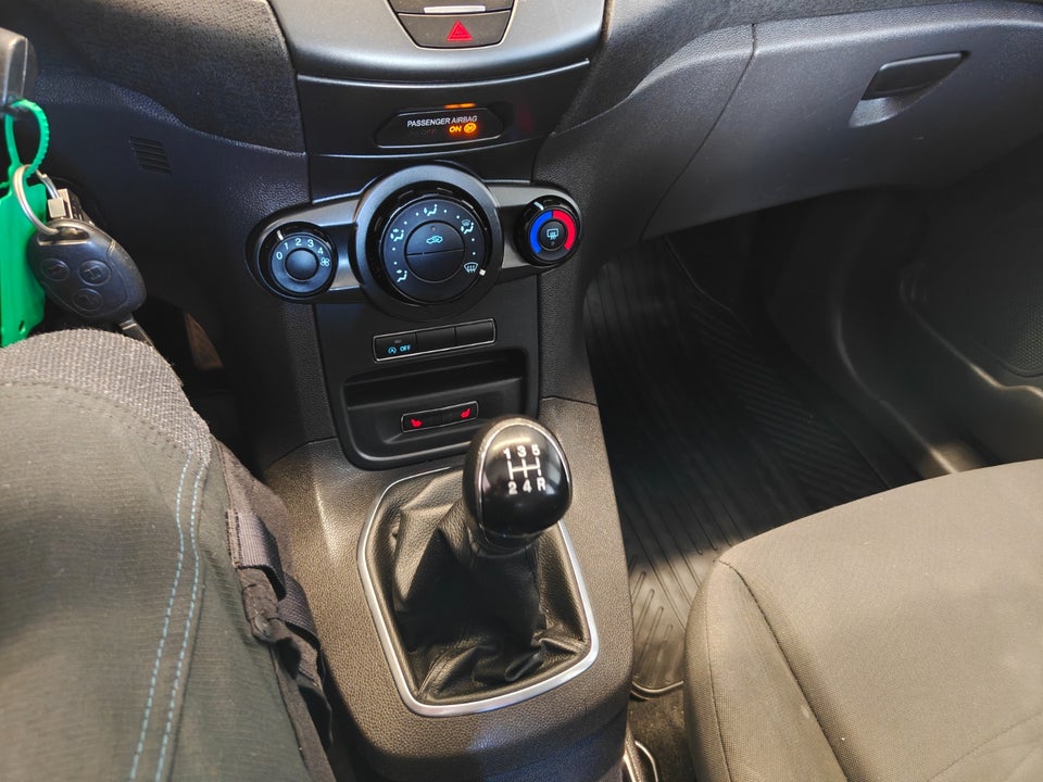 Ford Fiesta 1,0 65 Titanium 5d
