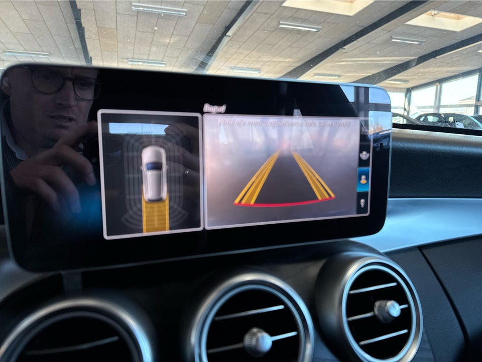 Mercedes C300 de 2,0 Business stc. aut. 5d