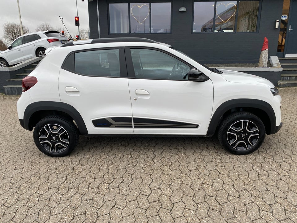 Dacia Spring Comfort+ 5d