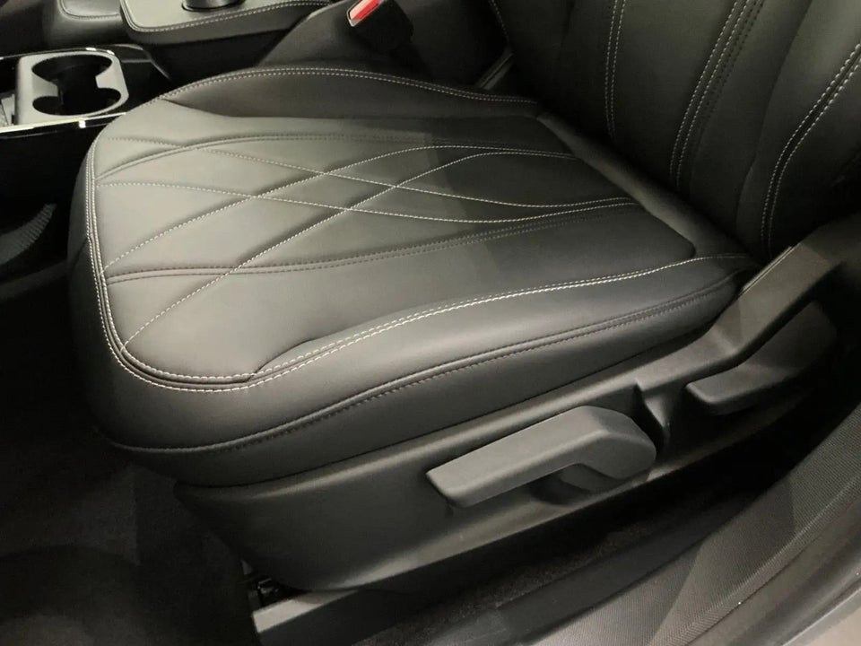 Ford Mustang Mach-E 75 Standard Range 5d