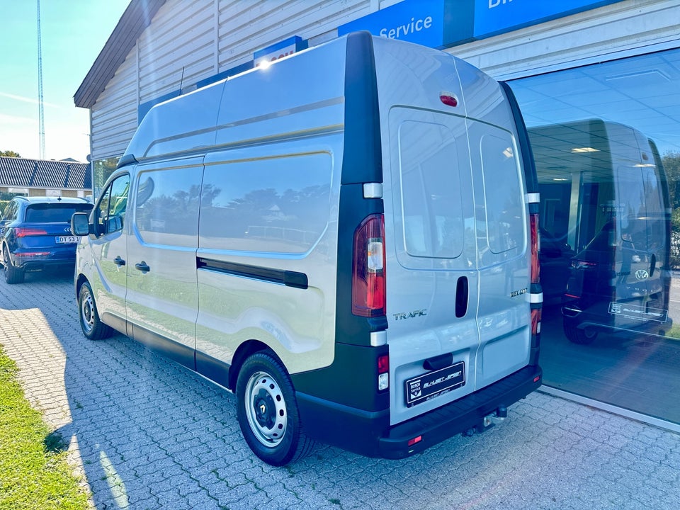 Renault Trafic T29 1,6 dCi 145 L2H2