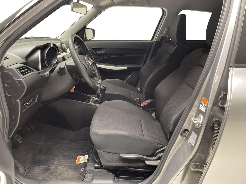 Suzuki Swift 1,2 mHybrid Action 5d