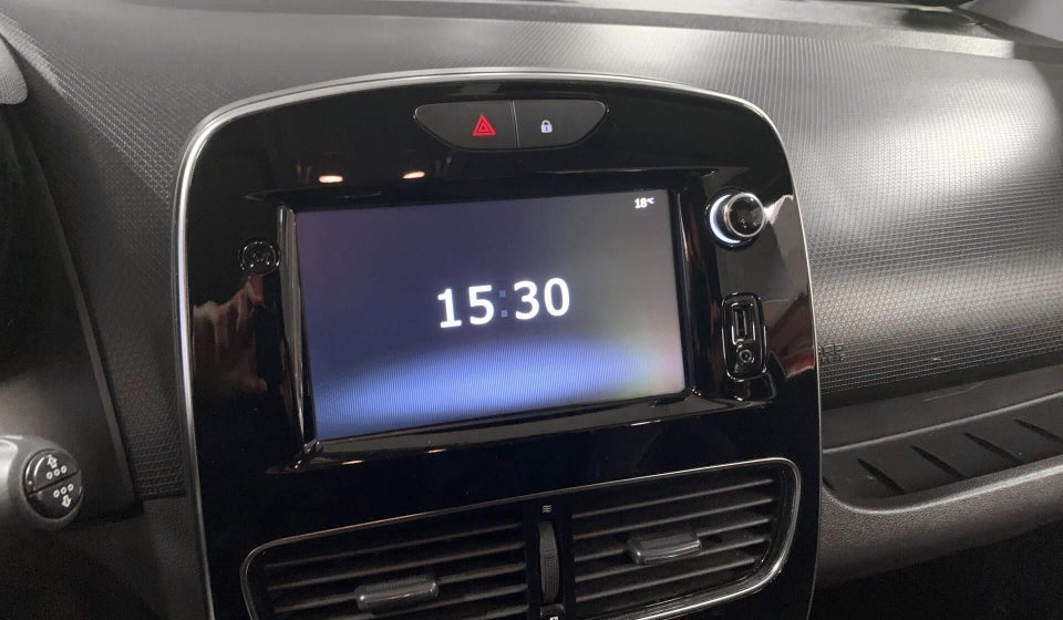 Renault Clio IV 0,9 TCe 90 Limited Sport Tourer 5d