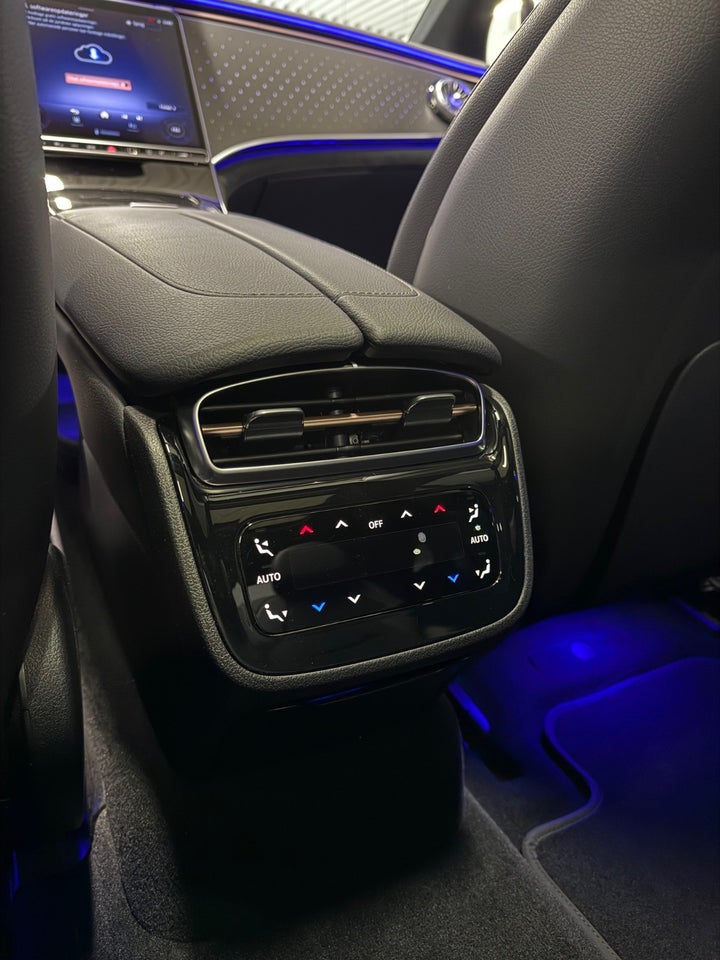 Mercedes EQE350 AMG Line 4Matic 4d