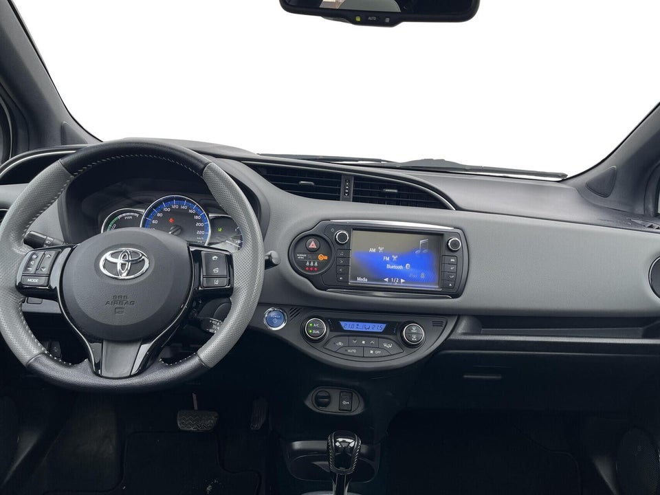 Toyota Yaris 1,5 Hybrid Pure e-CVT 5d