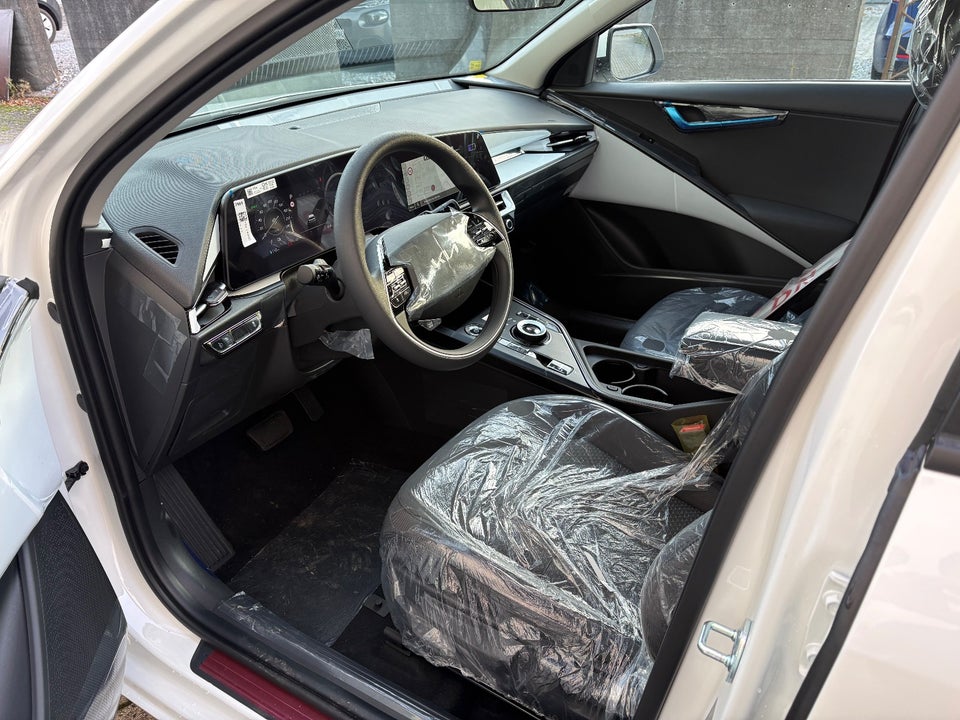 Kia Niro 64 EV Access 5d