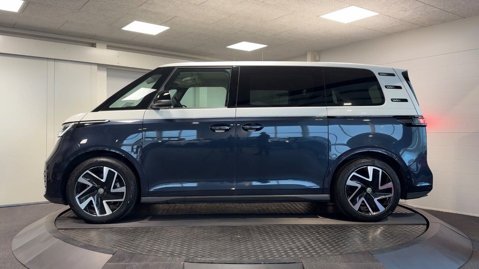 VW ID.Buzz 77 Pro SWB 5d