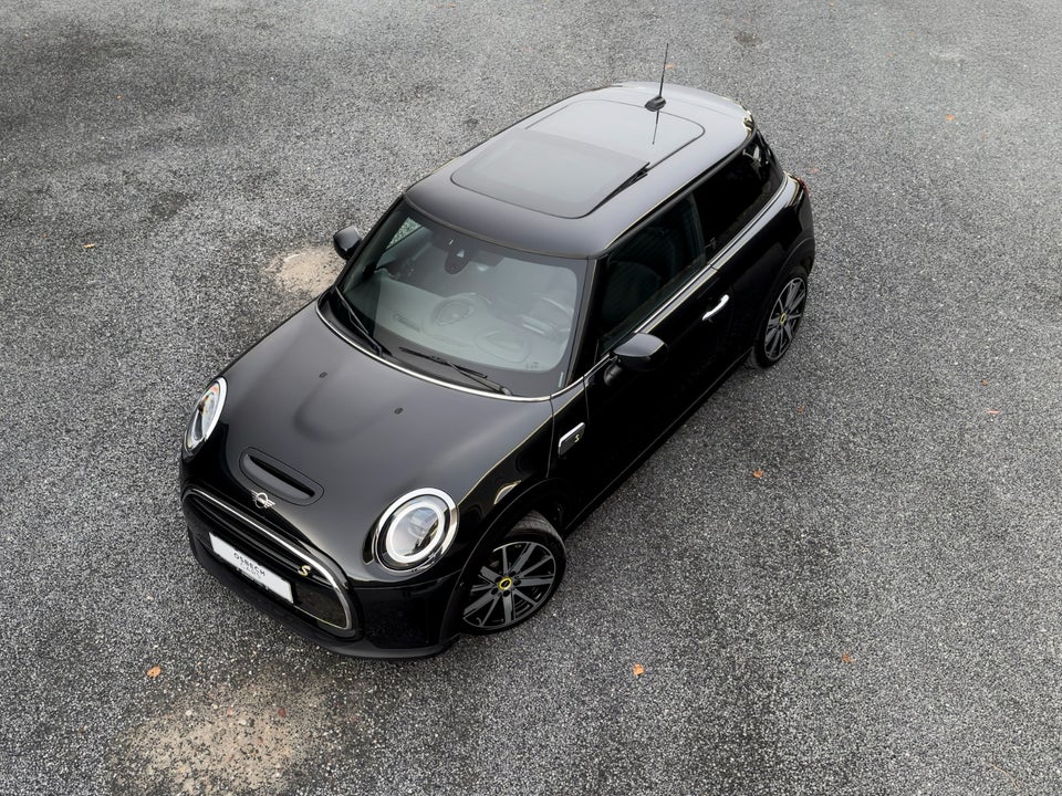MINI Cooper SE Younique Trim 3d
