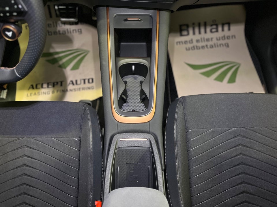 Cupra Born 59 e-Boost 5d