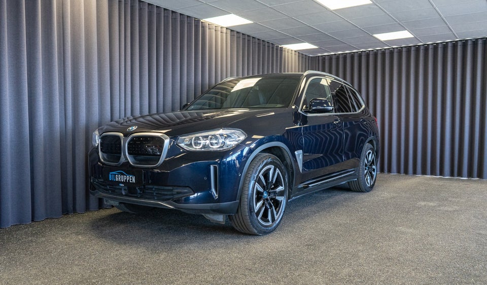 BMW iX3 Charged 5d