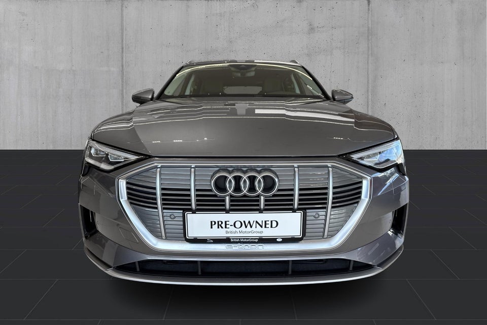 Audi e-tron 55 quattro 5d