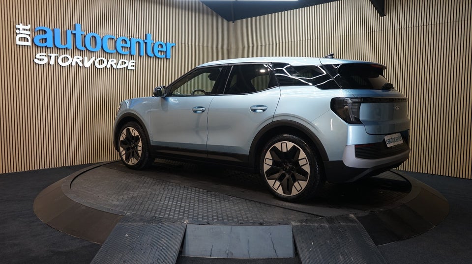 Ford Explorer 77 Premium Extended Range 5d
