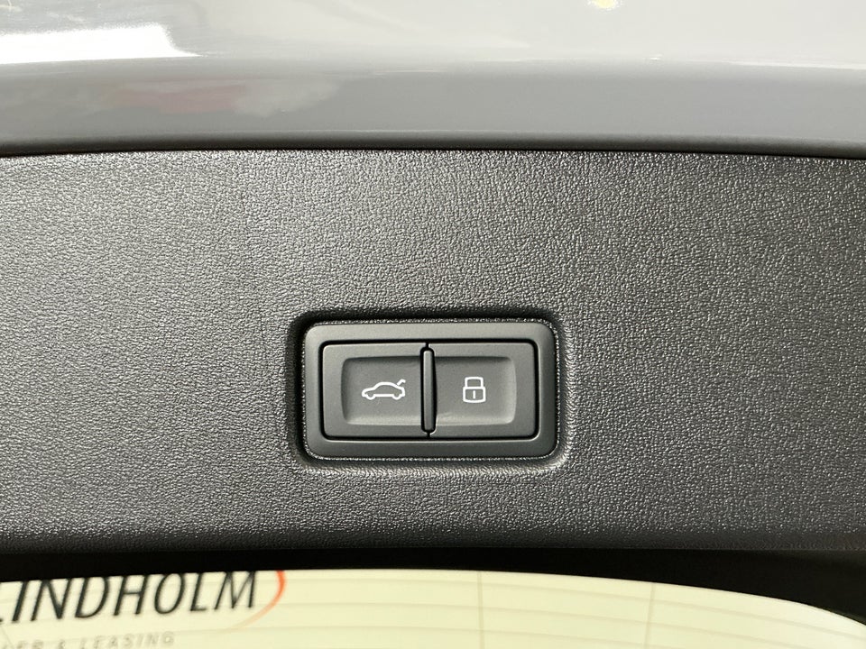 Audi Q4 e-tron 45 S-line 5d