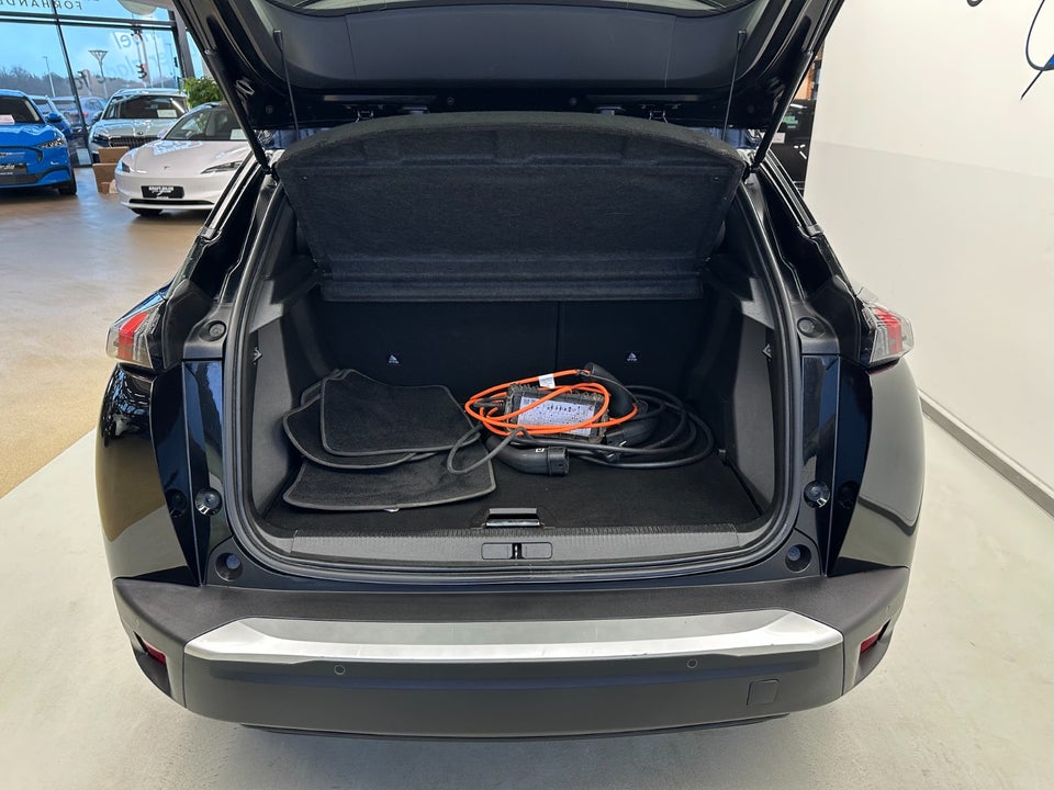 Peugeot e-2008 50 GT Pack 5d