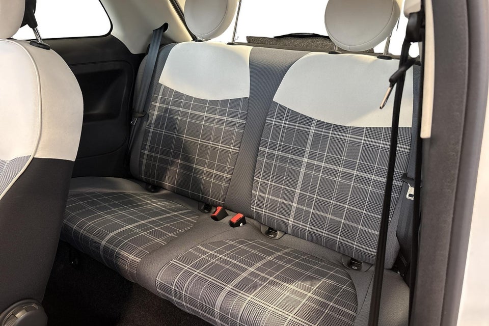 Fiat 500 1,2 Lounge 3d