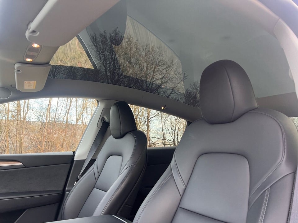 Tesla Model Y Performance AWD 5d